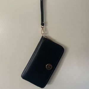 Michael kors wristlet